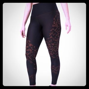 Mapped out high rise- lululemon